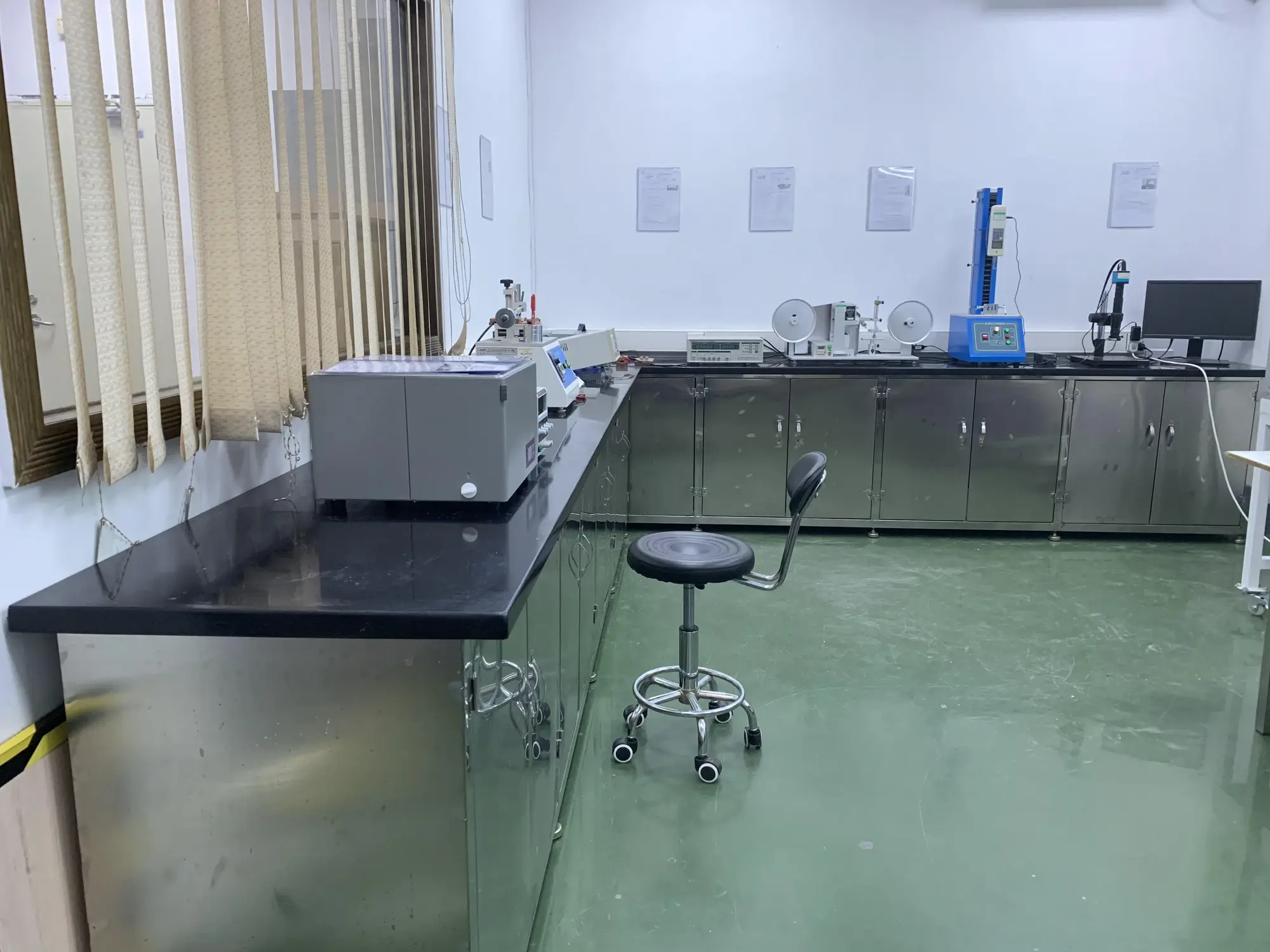 Quality testing laboratory with measurement equipment at the AileCare facility